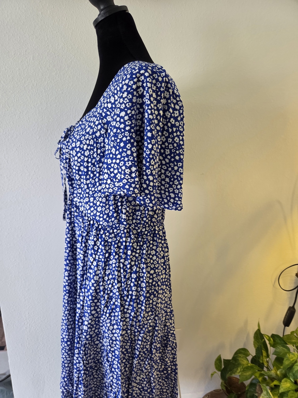 BloomChic Cobalt Blue Floral Midi Dress with Tie Front - Picture 4 of 9